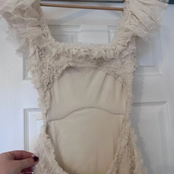 Needle & Thread Lola Backless Bridal Wedding gown 8 - Picture 2 of 11